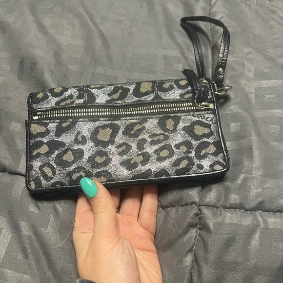 Coach Wallet - Picture 2 of 4